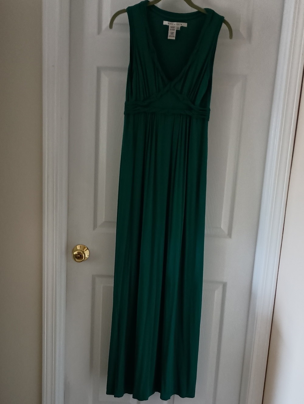Max Studio Deep Emerald V-Neck Sleeveless Maxi Dress